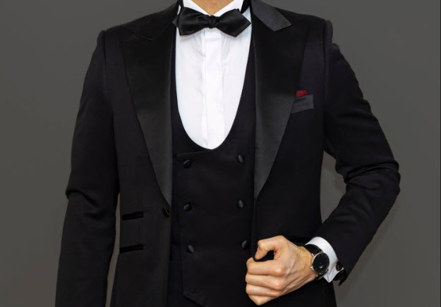 What to wear with a black suit?