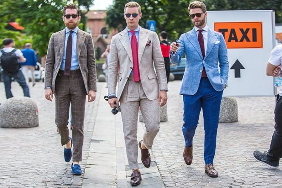 what color shoes to wear with suit
