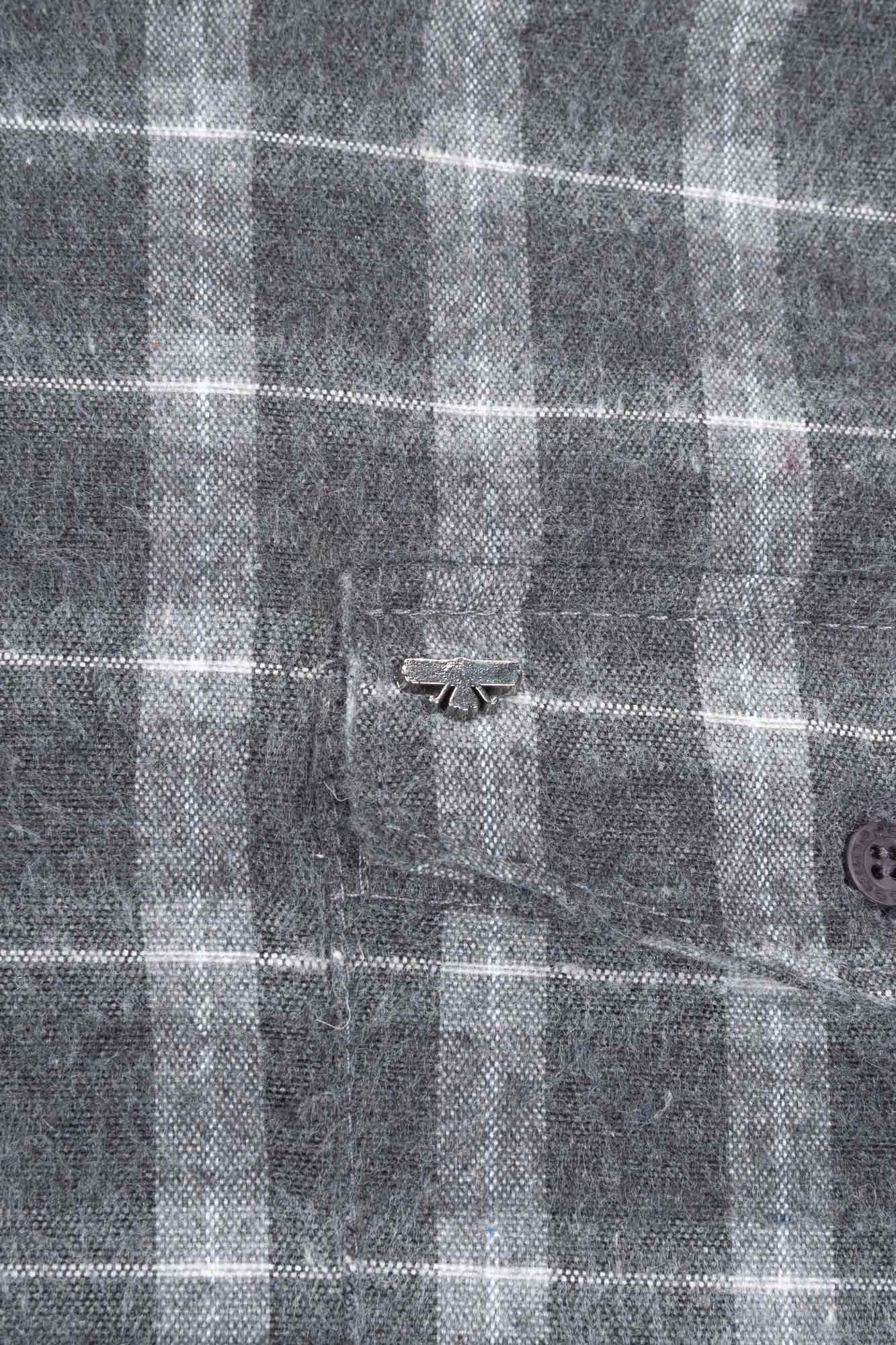 پیراهن یقه برگرد پشمی دوجیب Logic آستین بلند