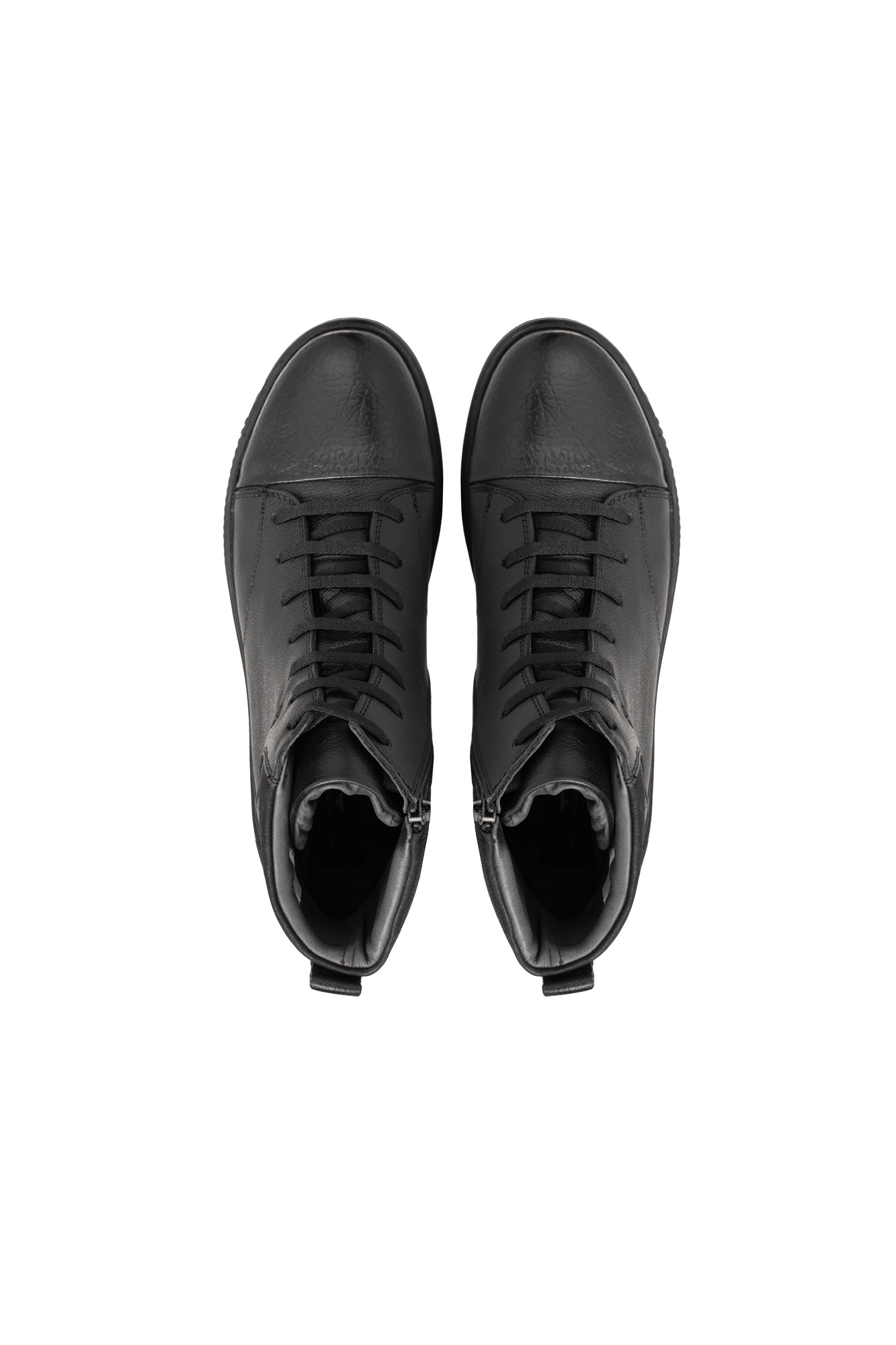 نیم چکمه بندی Armorial